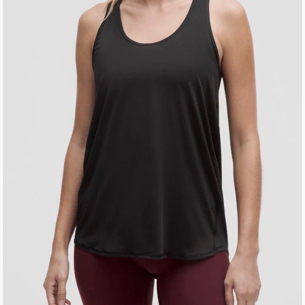 Lululemon Essential Tank Racerback• PLEATED Back • NWT • BLACK•Women’s Size 2